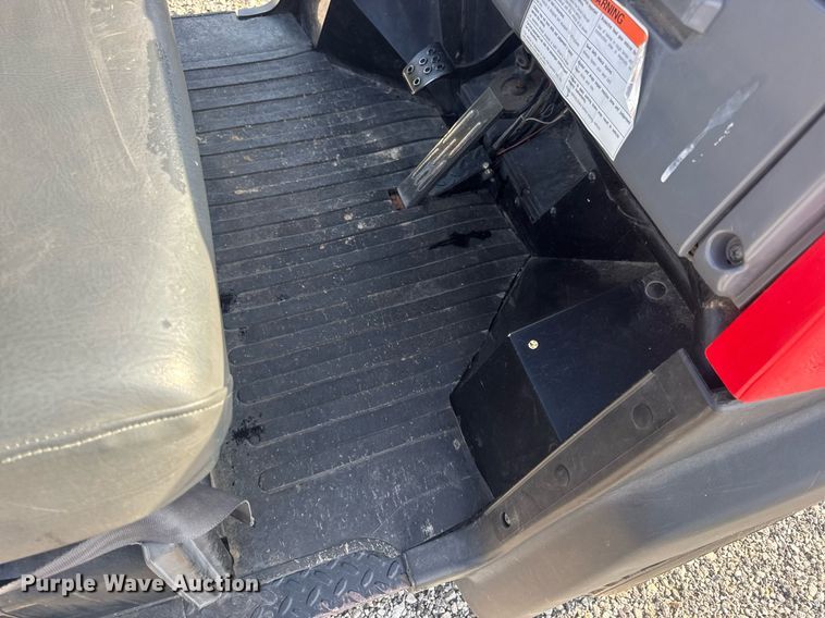 image for item DV4187 2001 Kawasaki KAF620G Mule utility vehicle