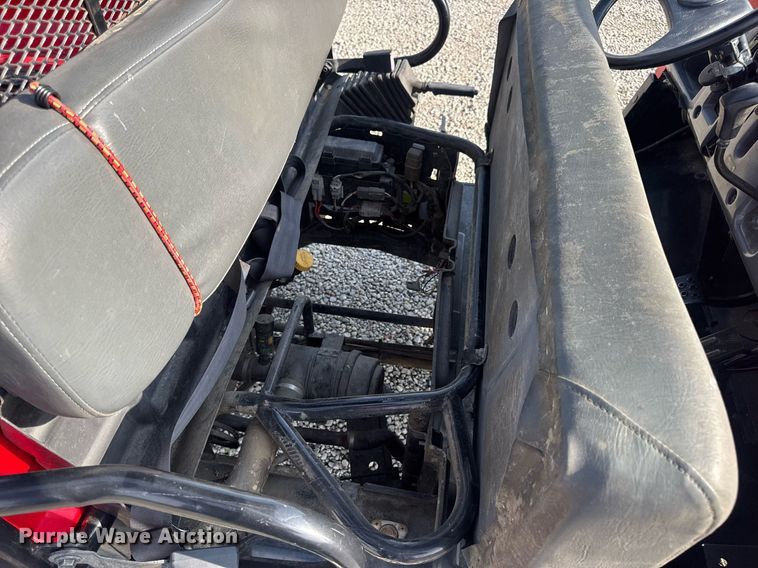 image for item DV4187 2001 Kawasaki KAF620G Mule utility vehicle