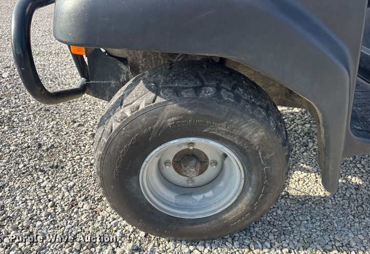 image for item DV4187 2001 Kawasaki KAF620G Mule utility vehicle