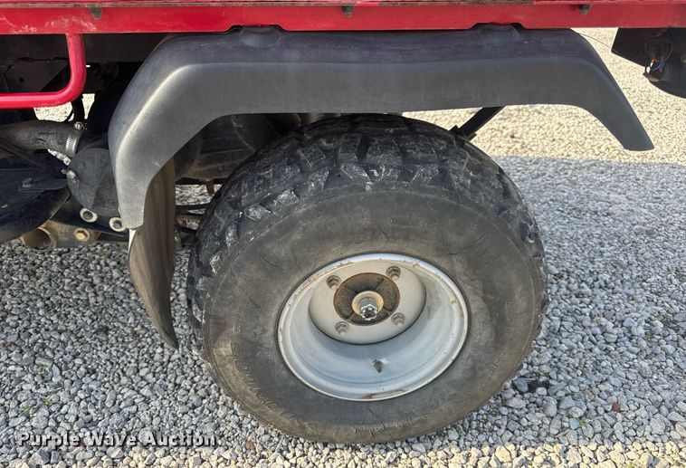 image for item DV4187 2001 Kawasaki KAF620G Mule utility vehicle