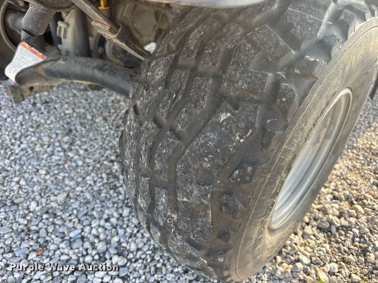 image for item DV4187 2001 Kawasaki KAF620G Mule utility vehicle