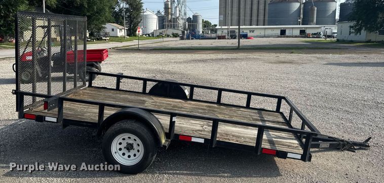 image for item DV4188 2001 Trailerman utility trailer