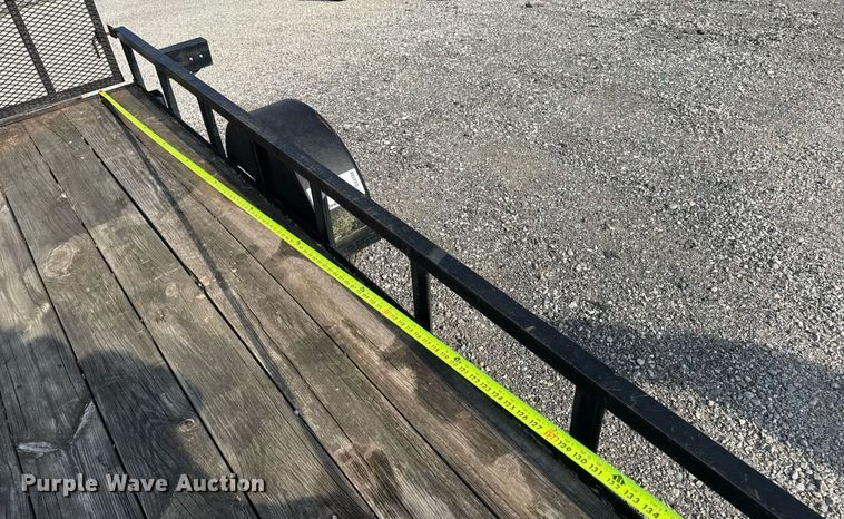 image for item DV4188 2001 Trailerman utility trailer