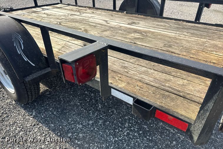 image for item DV4188 2001 Trailerman utility trailer