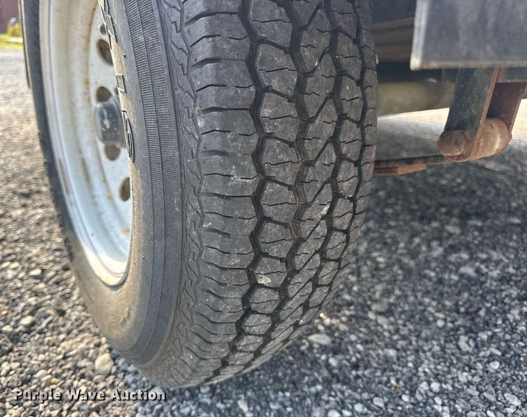 image for item DV4188 2001 Trailerman utility trailer