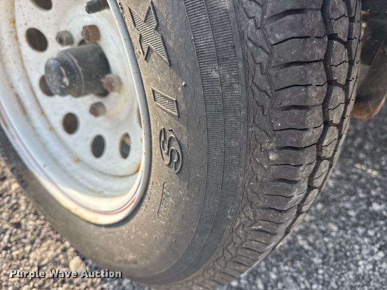 image for item DV4188 2001 Trailerman utility trailer