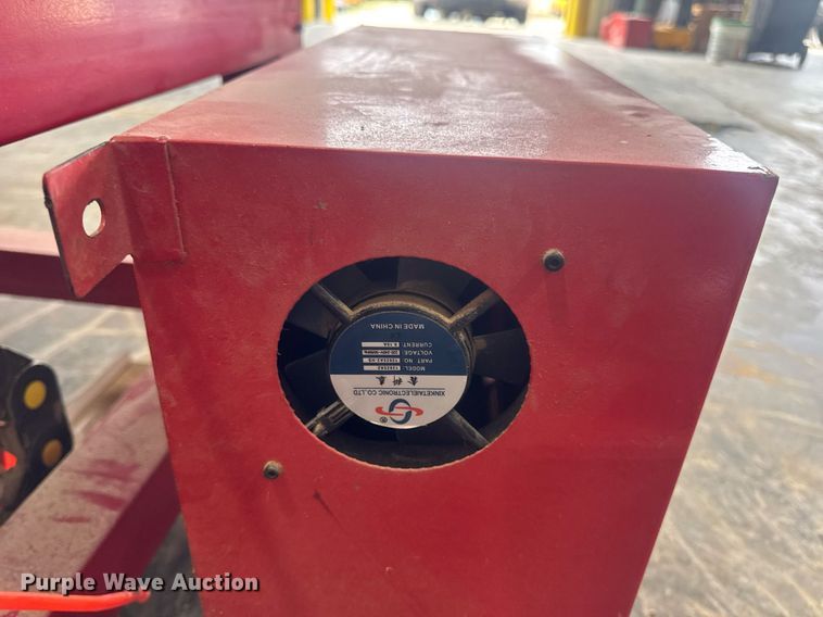 image for item DV4197 CNC router machine