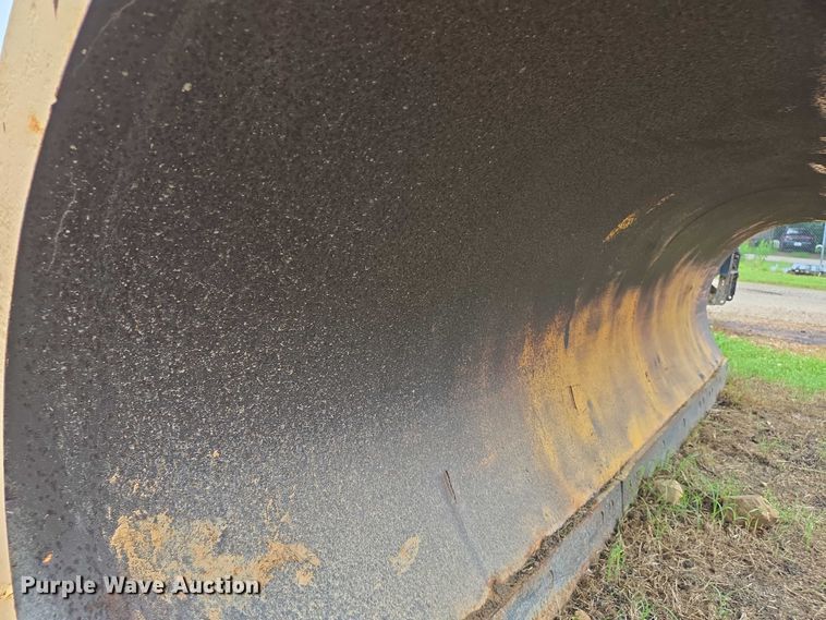 image for item DW7052 1992 International 4900 dump truck