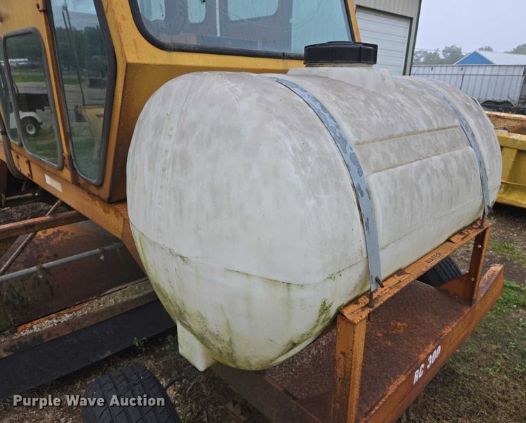 image for item DW7053 Broce Manufacturing RC300 broom