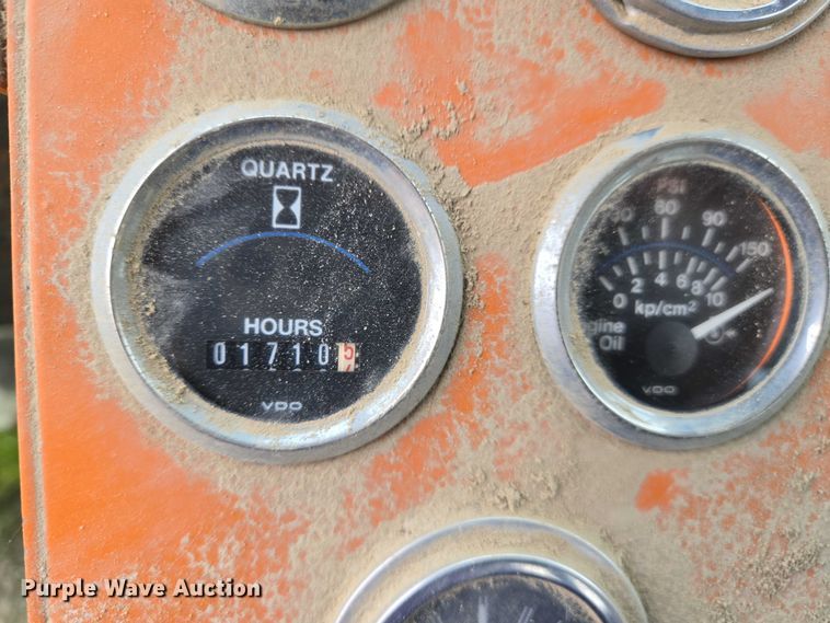 image for item DW7053 Broce Manufacturing RC300 broom