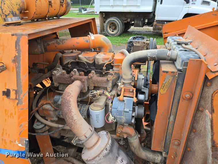 image for item DW7053 Broce Manufacturing RC300 broom