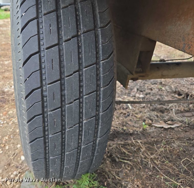 image for item DW7053 Broce Manufacturing RC300 broom