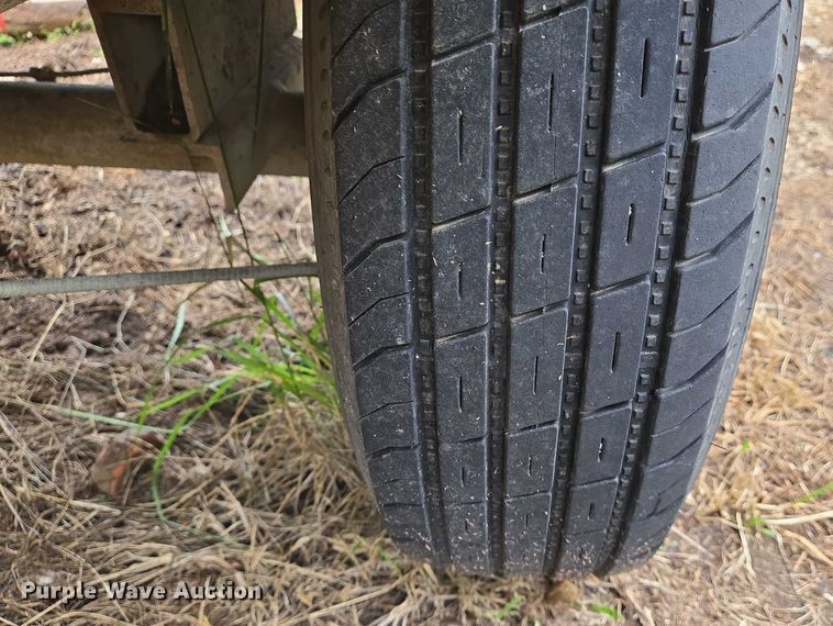 image for item DW7053 Broce Manufacturing RC300 broom