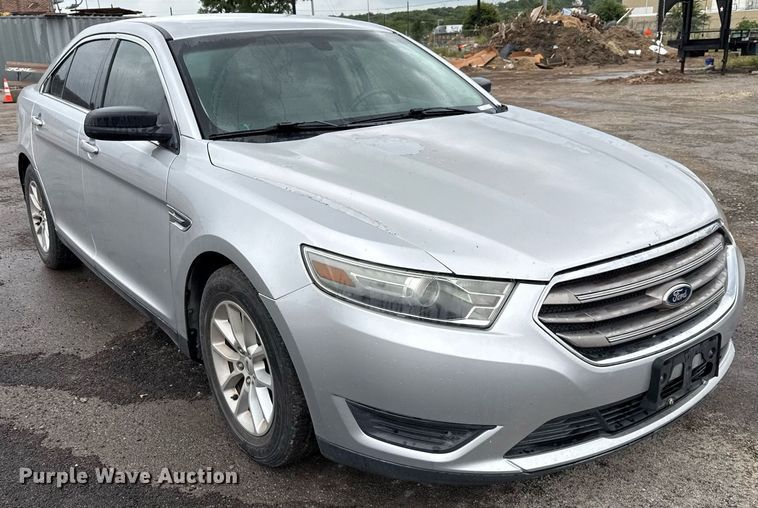 image for item DX5475 2013 Ford Taurus 
