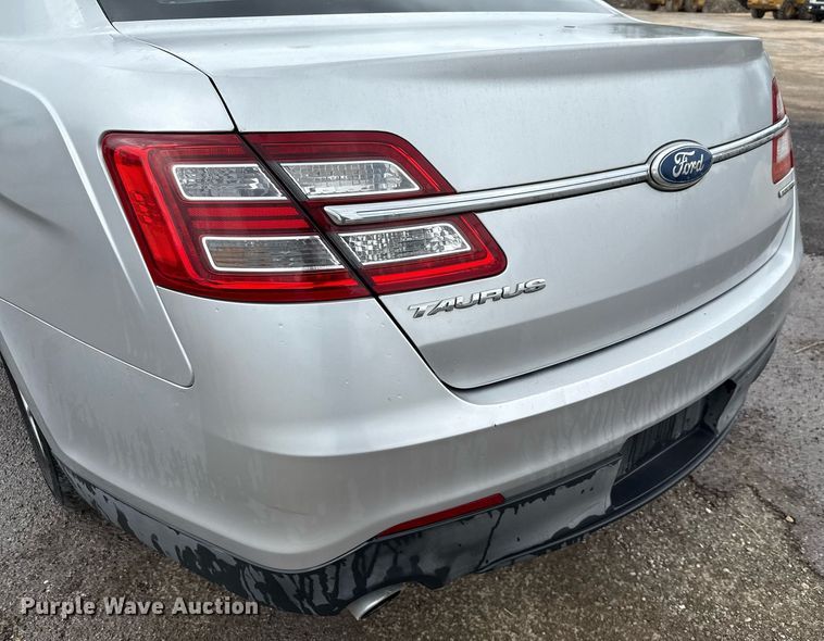 image for item DX5475 2013 Ford Taurus 