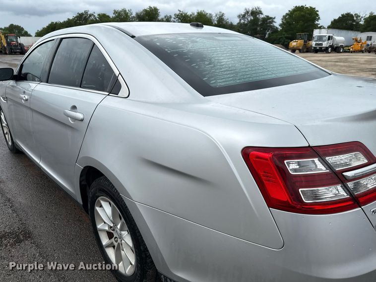 image for item DX5475 2013 Ford Taurus 