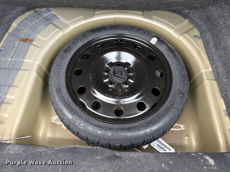 image for item DX5475 2013 Ford Taurus 