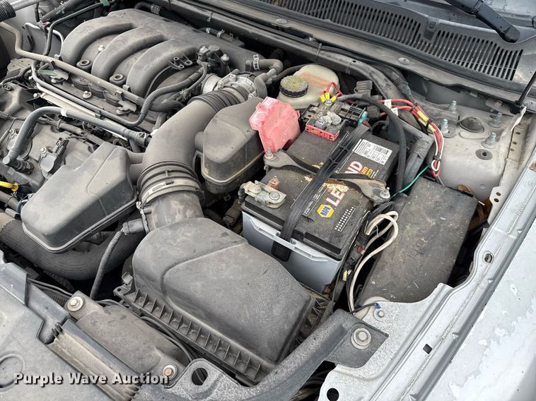 image for item DX5475 2013 Ford Taurus 