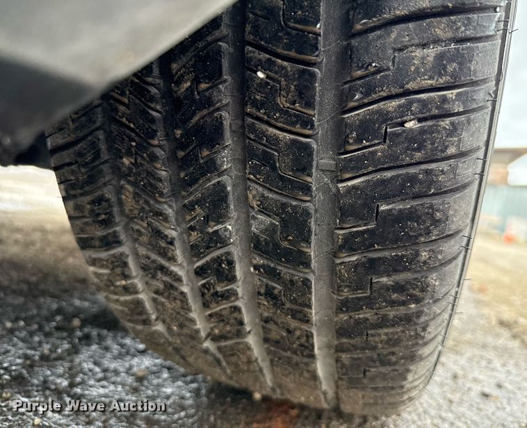 image for item DX5475 2013 Ford Taurus 