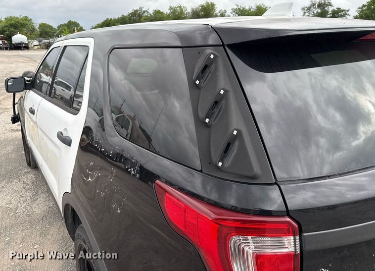 image for item DX5476 2016 Ford Explorer Police Interceptor SUV