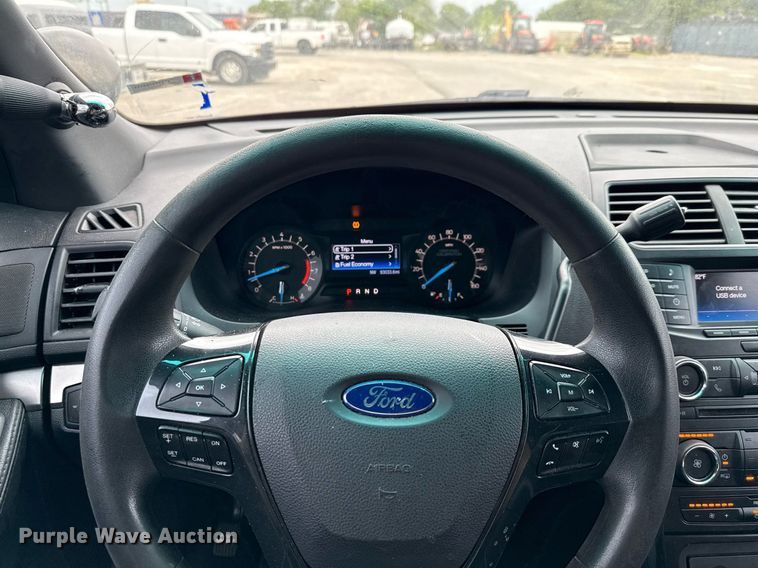 image for item DX5476 2016 Ford Explorer Police Interceptor SUV