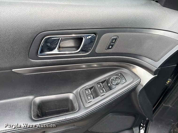 image for item DX5482 2016 Ford Explorer Police Interceptor SUV