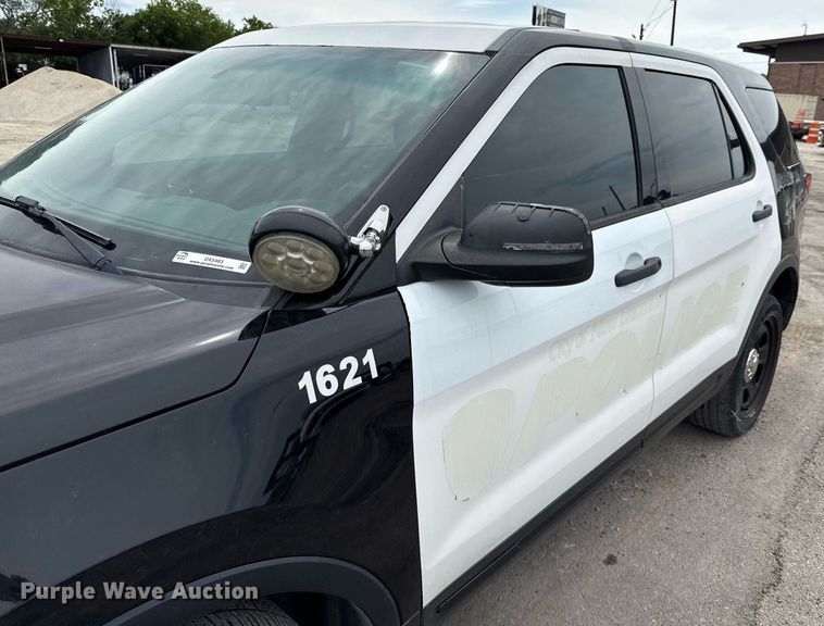 image for item DX5483 2016 Ford Explorer Police Interceptor SUV