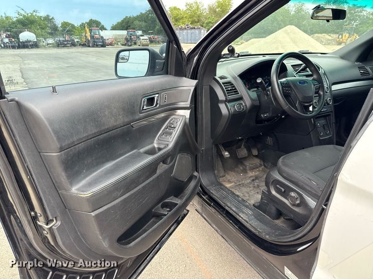 image for item DX5483 2016 Ford Explorer Police Interceptor SUV