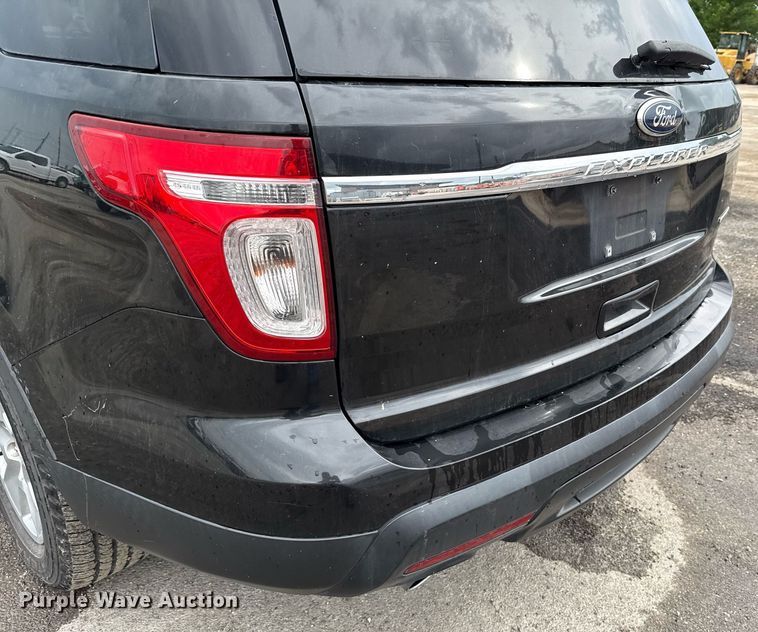 image for item DX5493 2013 Ford Explorer SUV