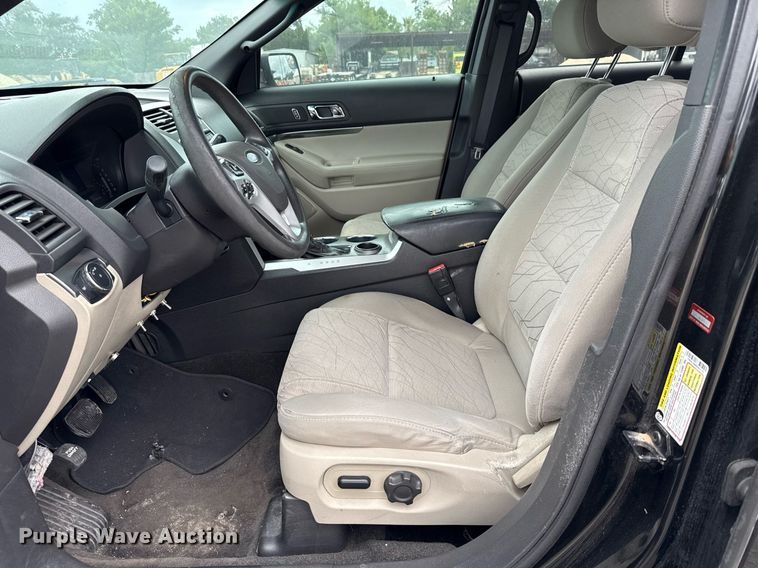 image for item DX5493 2013 Ford Explorer SUV