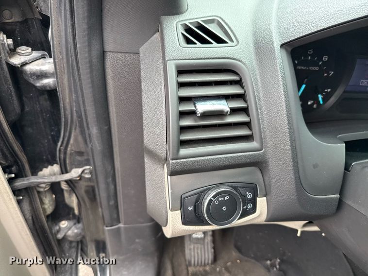 image for item DX5493 2013 Ford Explorer SUV