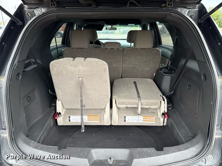 image for item DX5493 2013 Ford Explorer SUV