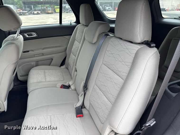 image for item DX5493 2013 Ford Explorer SUV