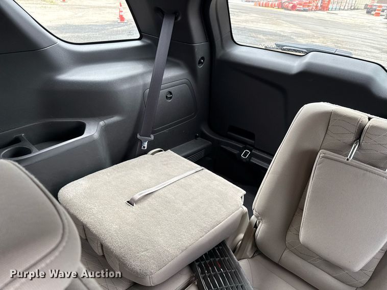 image for item DX5493 2013 Ford Explorer SUV