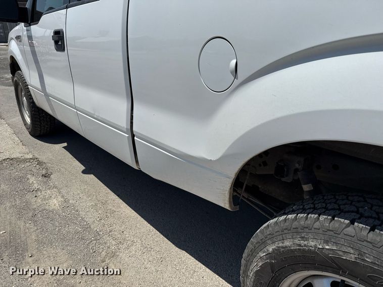 image for item DX5496 2014 Ford F150 XL SuperCab pickup truck