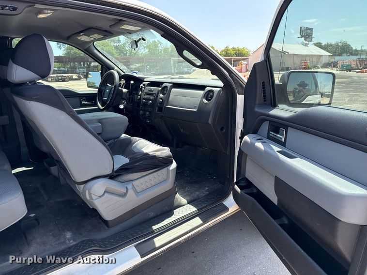 image for item DX5496 2014 Ford F150 XL SuperCab pickup truck