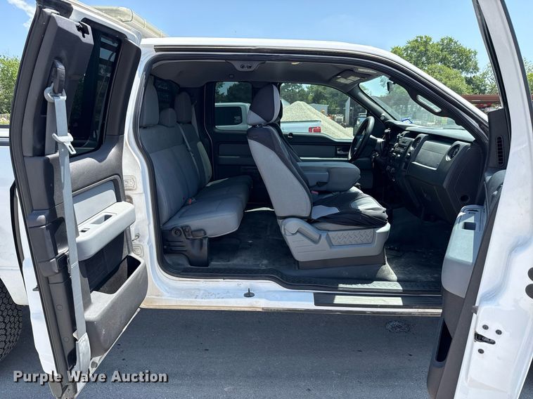 image for item DX5496 2014 Ford F150 XL SuperCab pickup truck