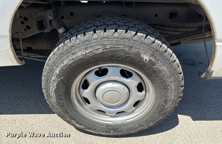 image for item DX5496 2014 Ford F150 XL SuperCab pickup truck