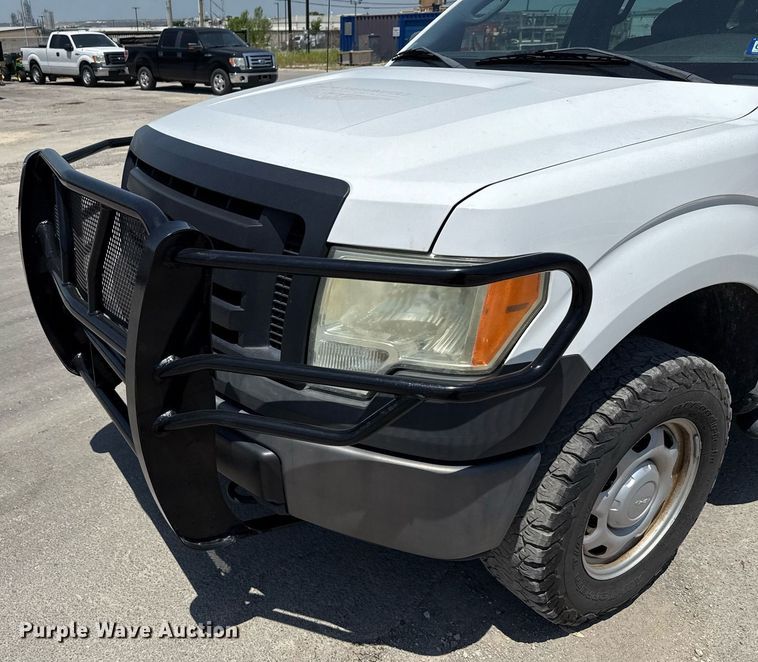 image for item DX5498 2011 Ford F150 XL SuperCrew pickup truck