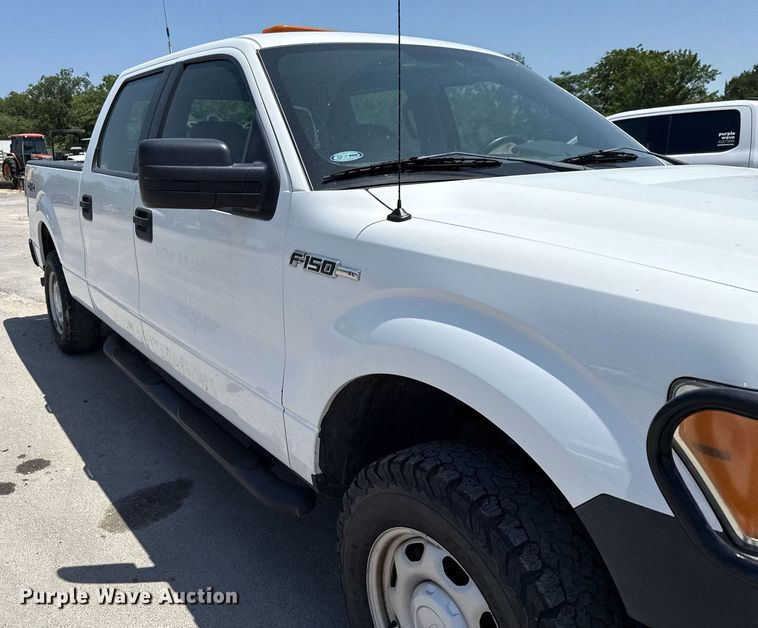 image for item DX5498 2011 Ford F150 XL SuperCrew pickup truck