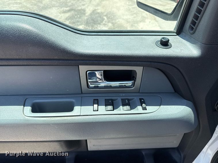 image for item DX5498 2011 Ford F150 XL SuperCrew pickup truck