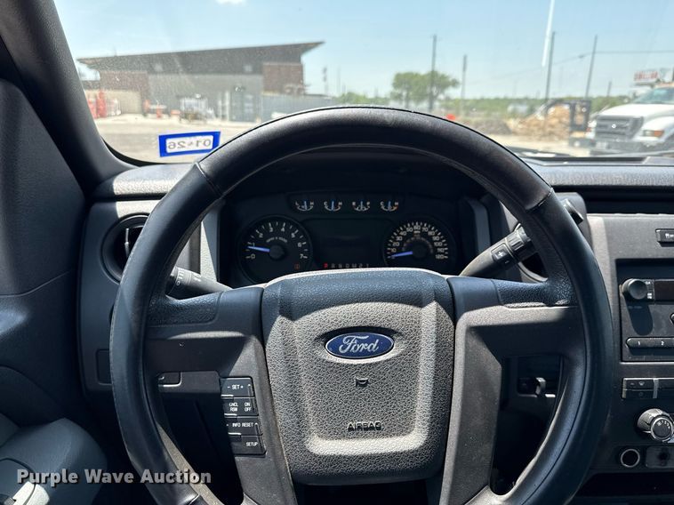 image for item DX5498 2011 Ford F150 XL SuperCrew pickup truck