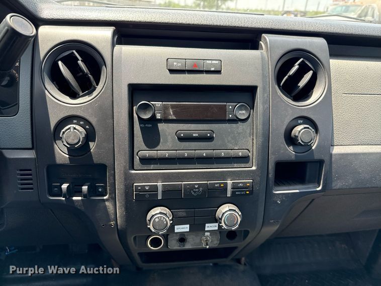 image for item DX5498 2011 Ford F150 XL SuperCrew pickup truck