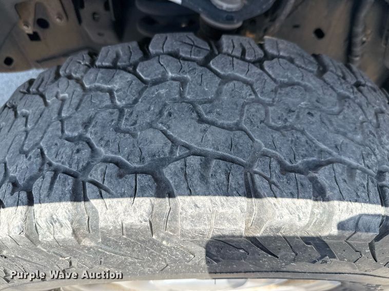 image for item DX5498 2011 Ford F150 XL SuperCrew pickup truck