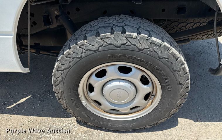 image for item DX5498 2011 Ford F150 XL SuperCrew pickup truck