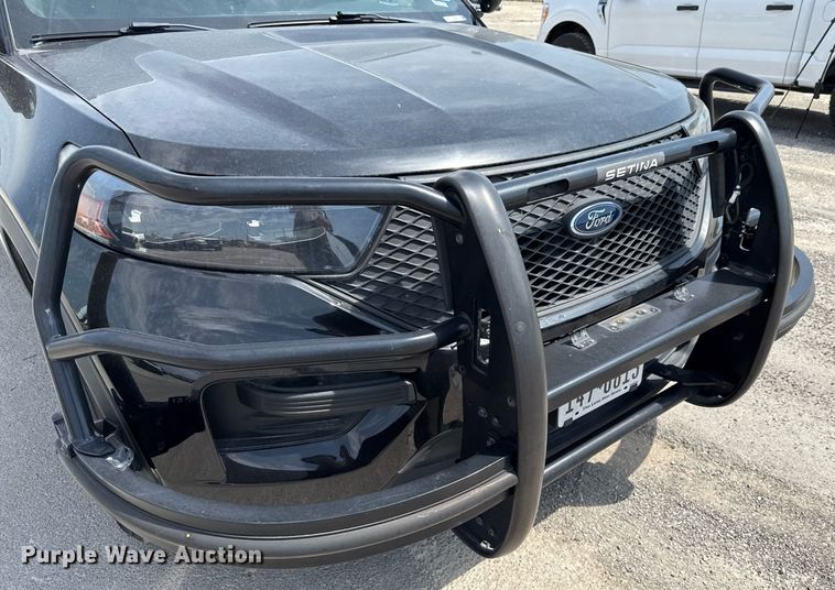 image for item DX5501 2020 Ford Explorer Police Interceptor SUV