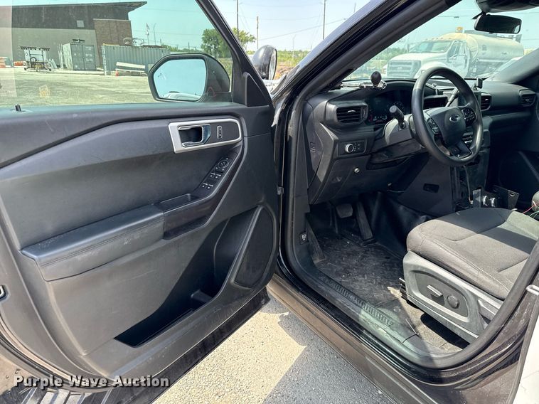 image for item DX5501 2020 Ford Explorer Police Interceptor SUV