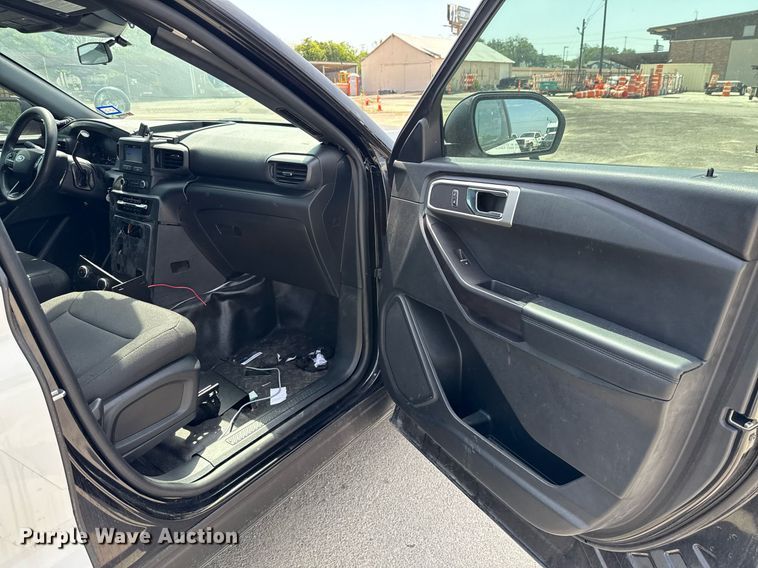 image for item DX5501 2020 Ford Explorer Police Interceptor SUV