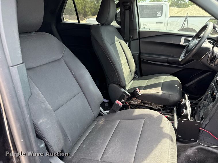 image for item DX5501 2020 Ford Explorer Police Interceptor SUV