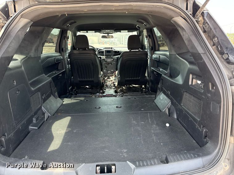 image for item DX5501 2020 Ford Explorer Police Interceptor SUV